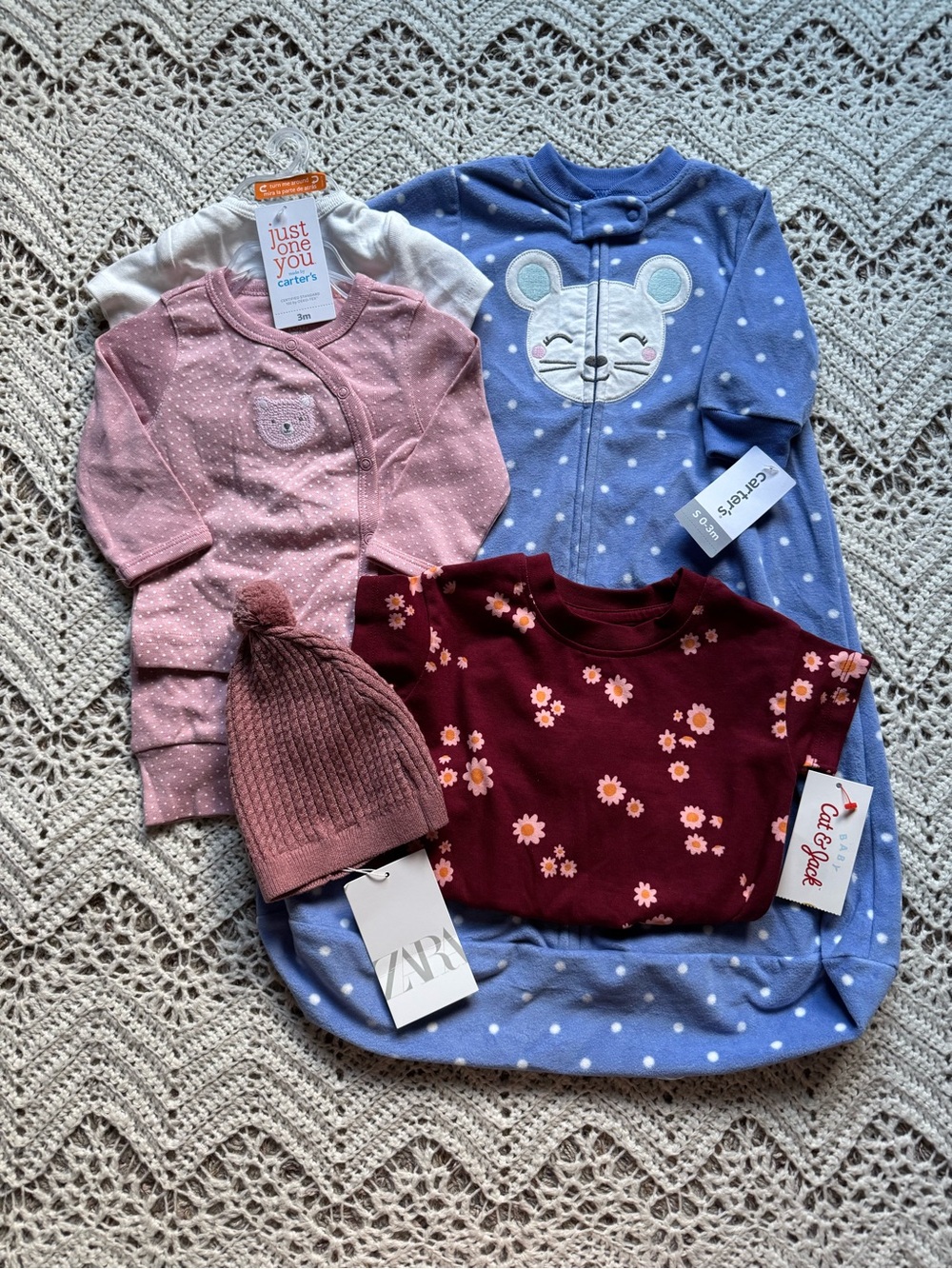 NWT Carter's Baby Girl 0-3 Month Bundle Sleep Sack Set of Pajamas Zara Hat